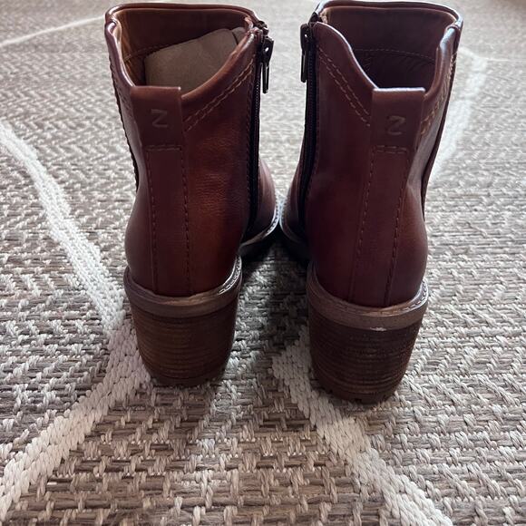 Zodiac Greyson Bootie Sz 8M - Picture 5 of 7